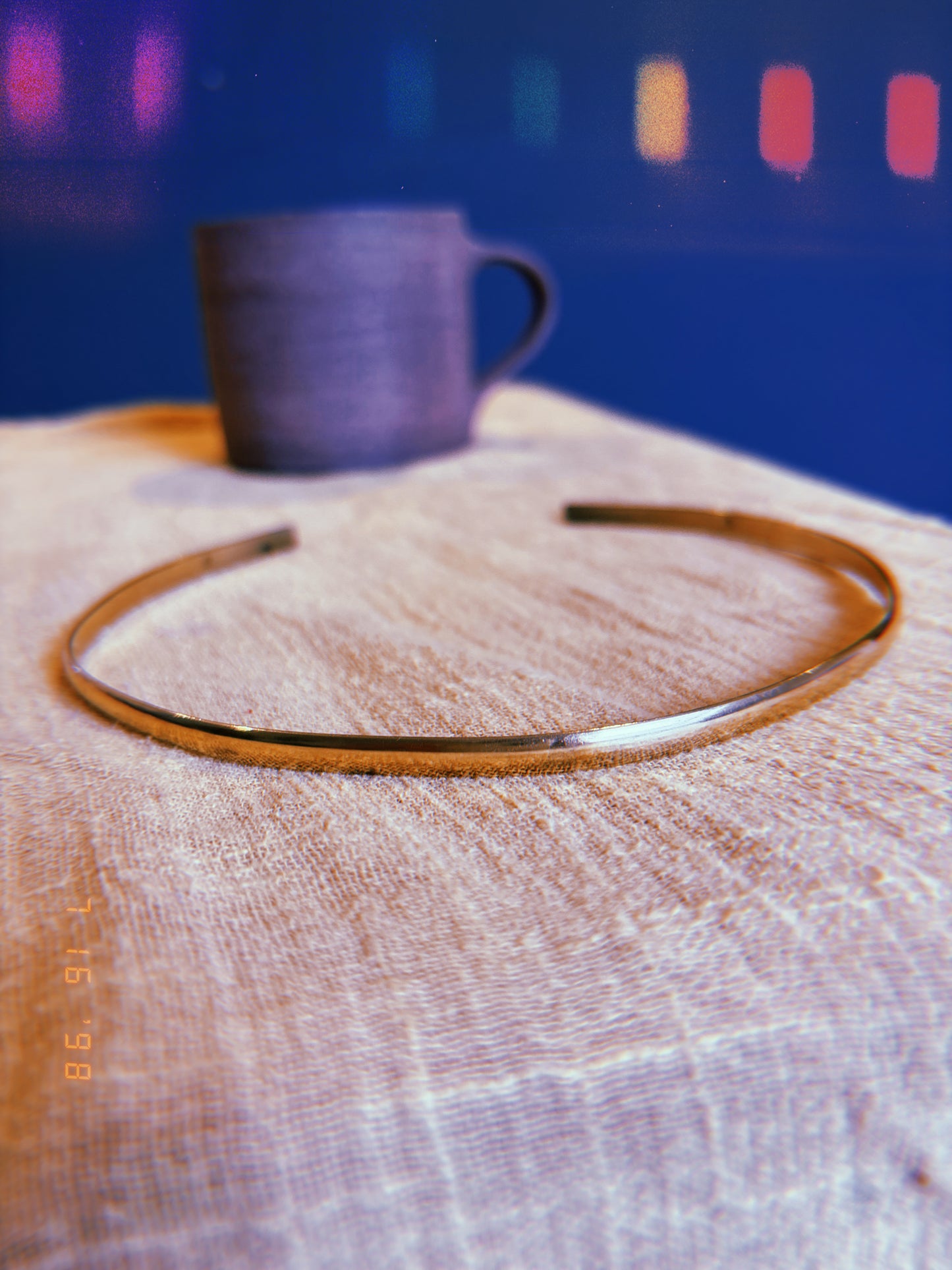 Goddess Choker (Old Gold Grande)