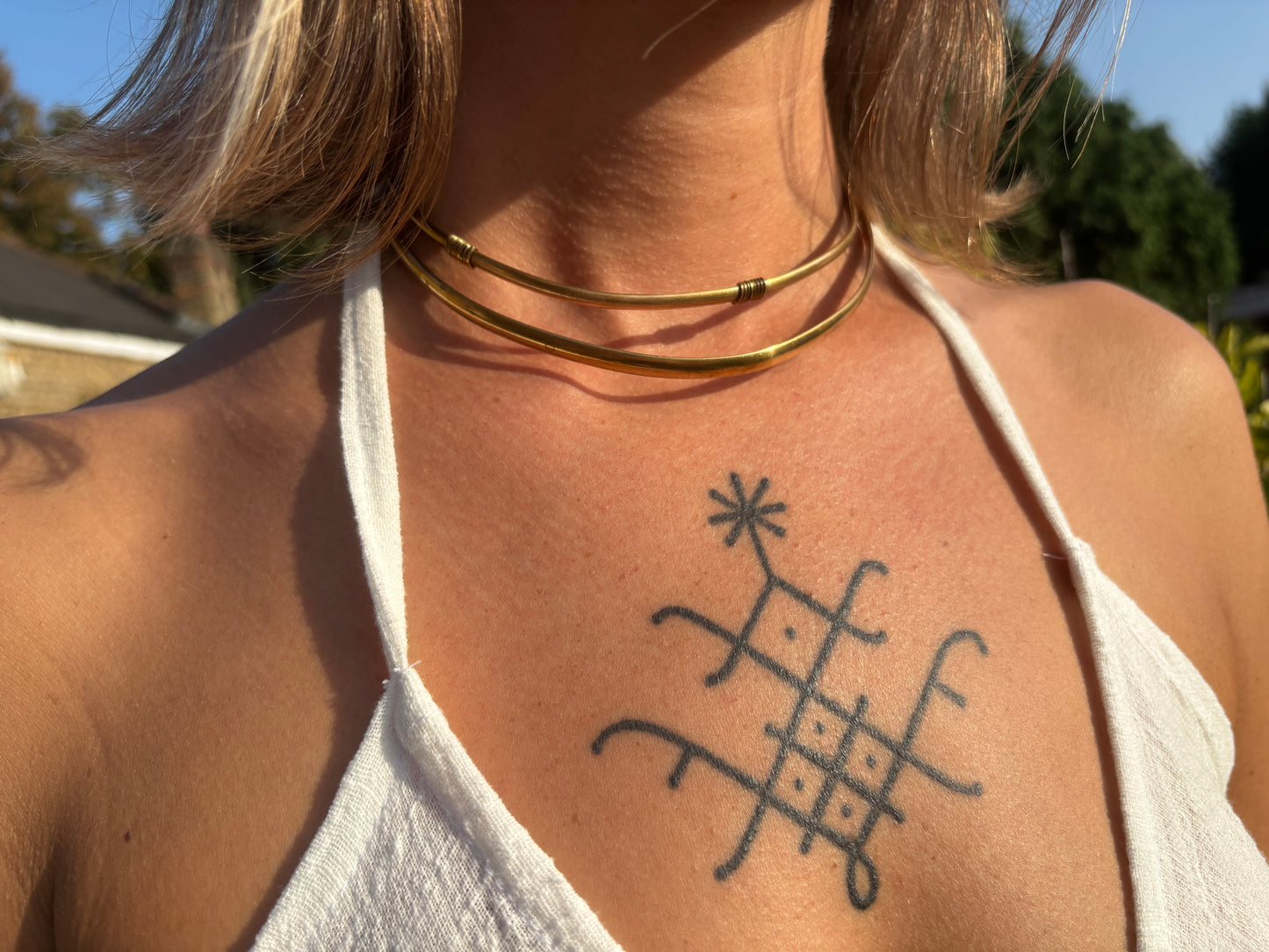 GODDESS CHOKER